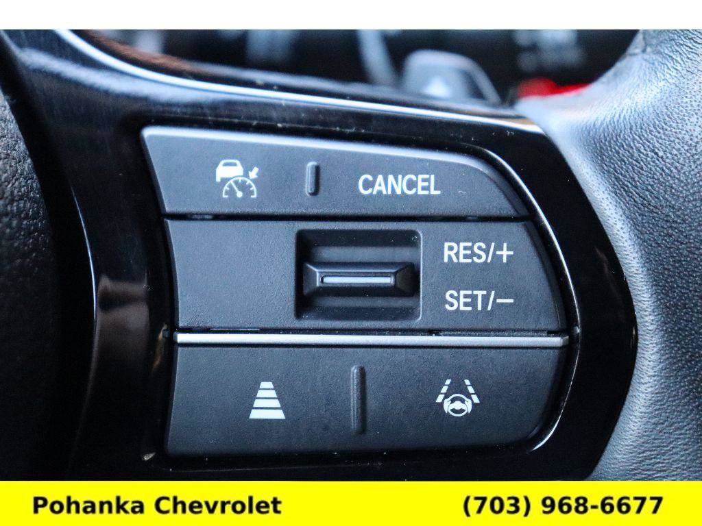 Used 2024 Honda Pilot Touring image 13