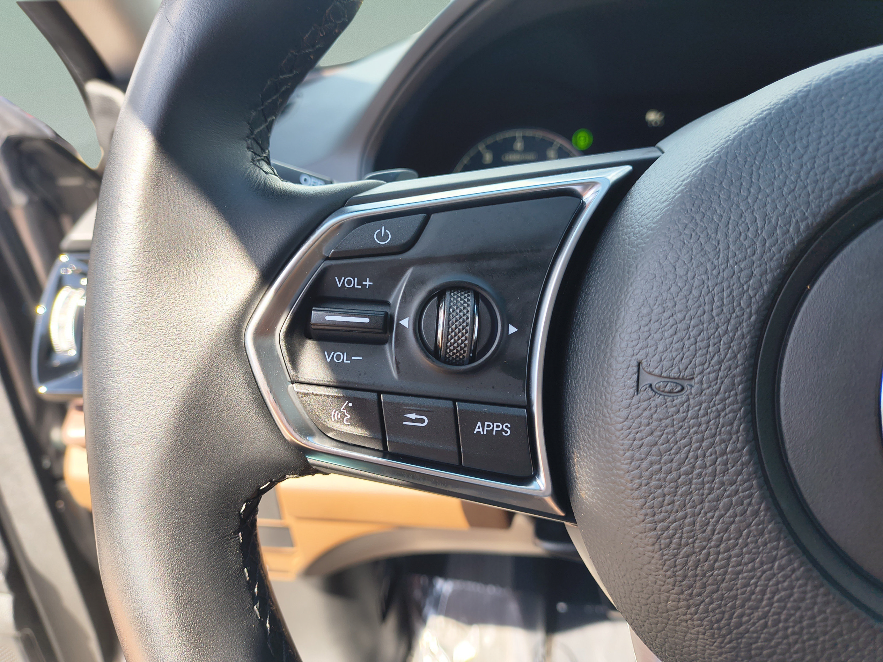Used 2024 Acura RDX w/ Technology Package AWD/4WD image 33