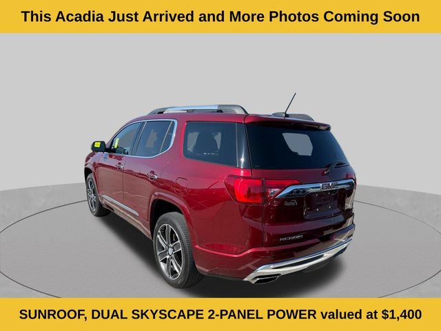 Used 2017 GMC Acadia Denali w/ Technology Package FWD image 4