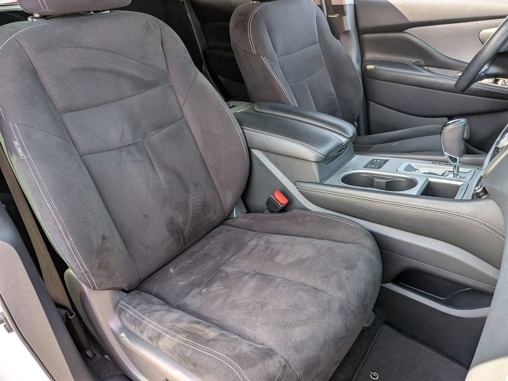 Used 2019 Nissan Murano SV w/ Premium Package FWD image 32