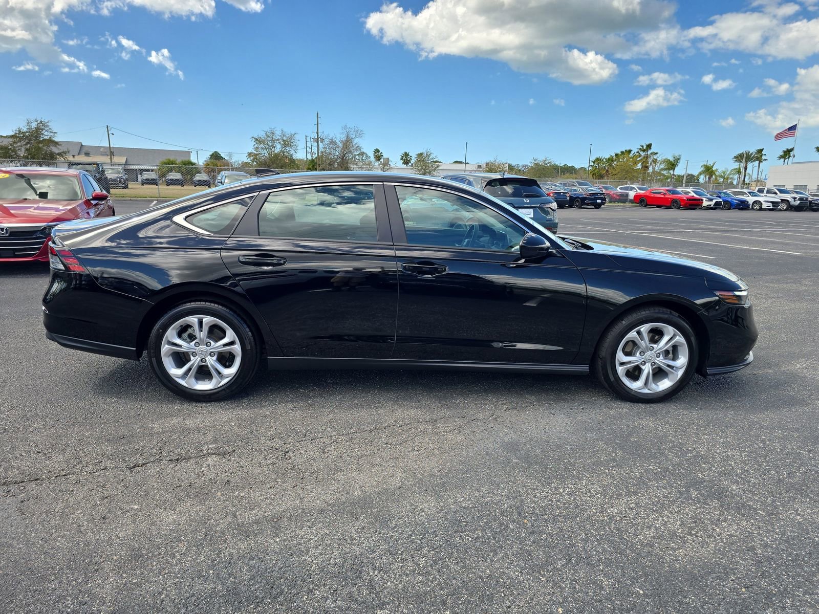 Certified 2025 Honda Accord LX image 3