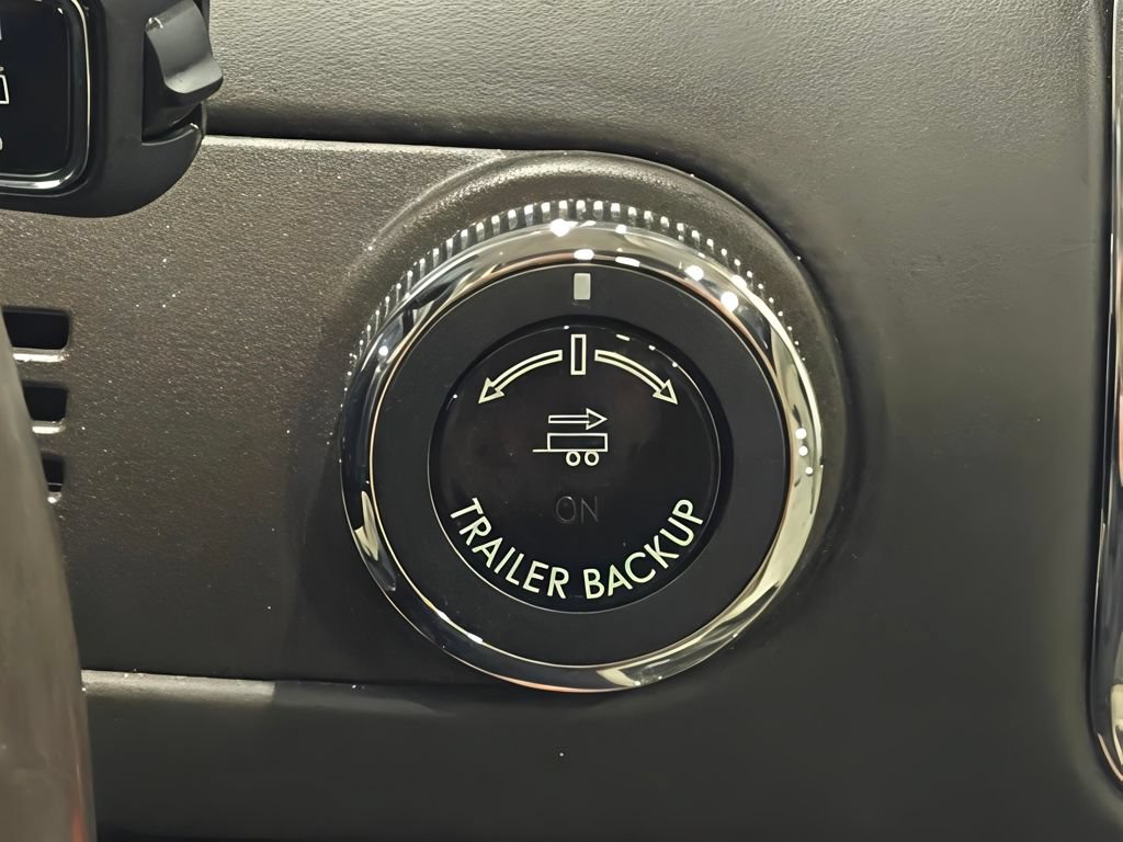 Used 2019 Lincoln Navigator Black Label w/ Cargo Package AWD/4WD image 16