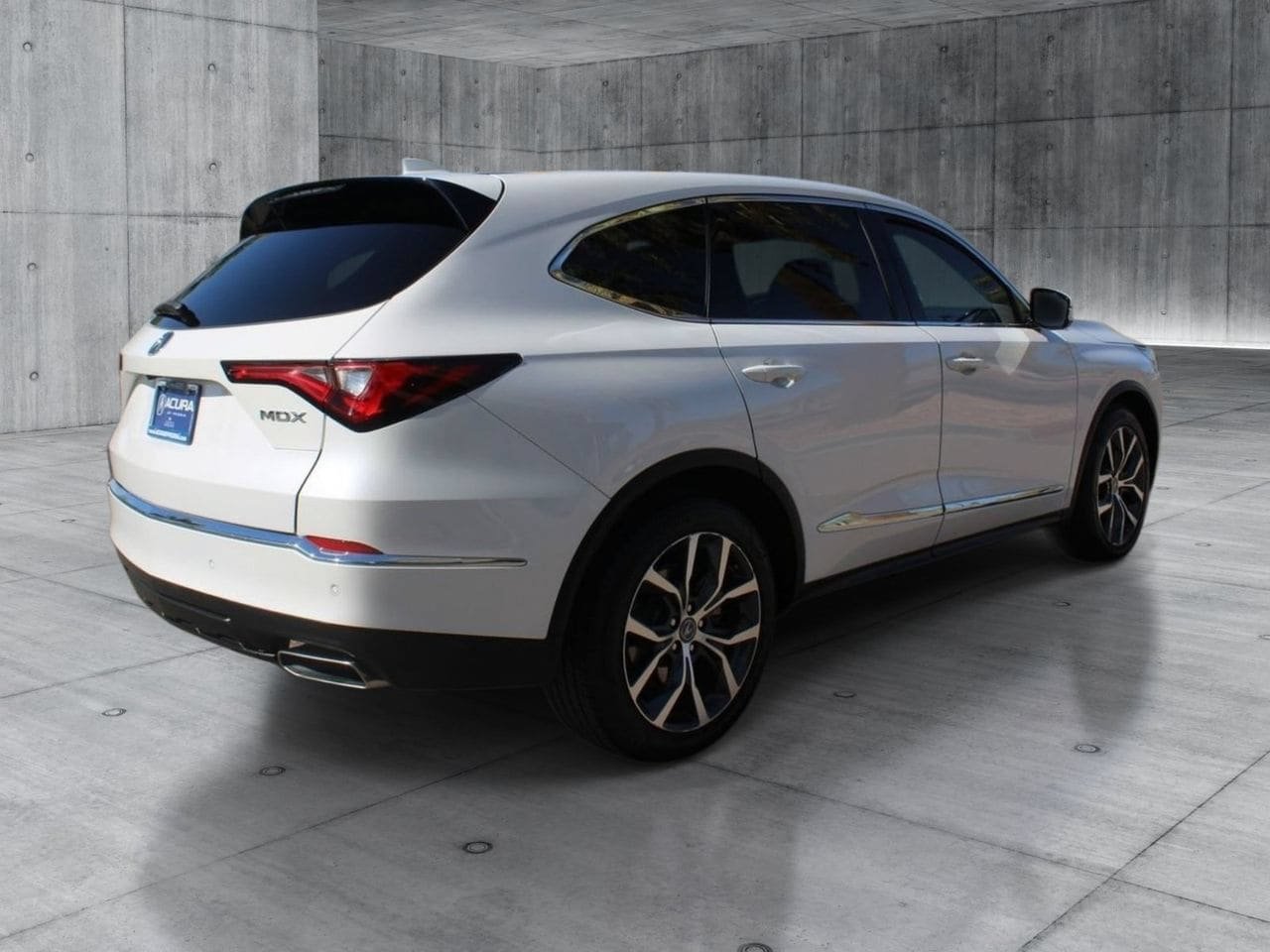 Certified 2024 Acura MDX w/ Technology Package FWD image 7