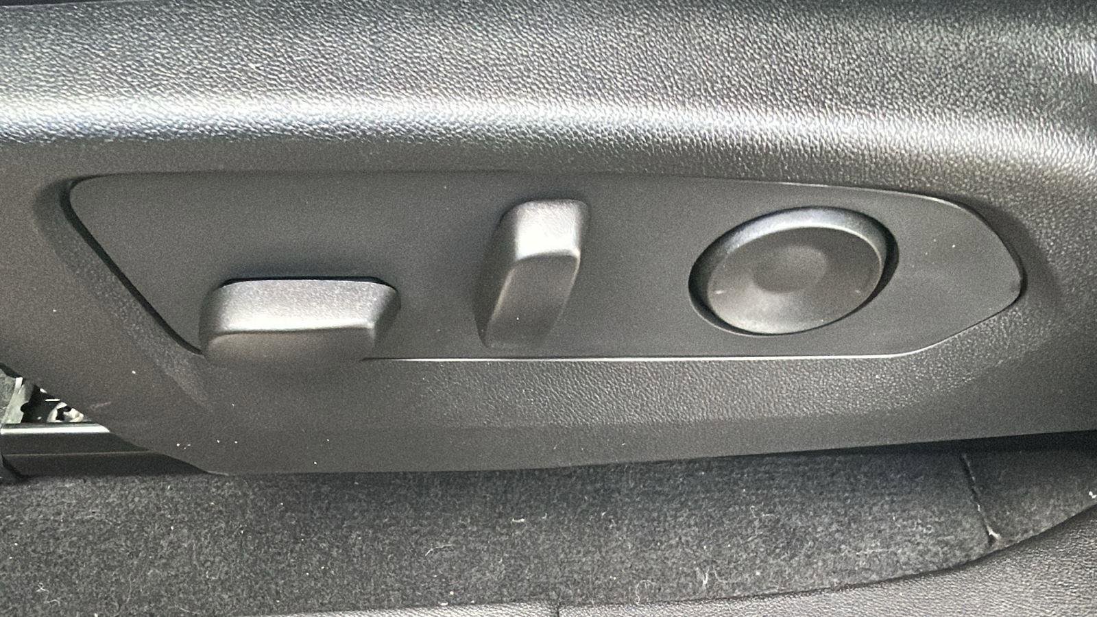 New 2026 GMC Canyon Denali image 29