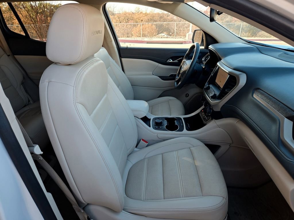 Used 2023 GMC Acadia Denali FWD image 27