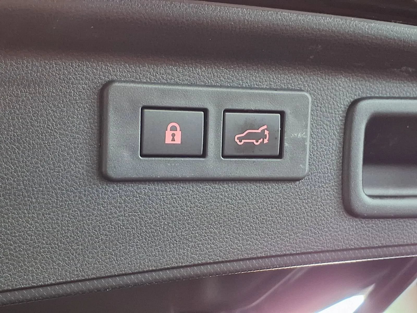 Used 2024 Subaru Forester Premium AWD/4WD image 7