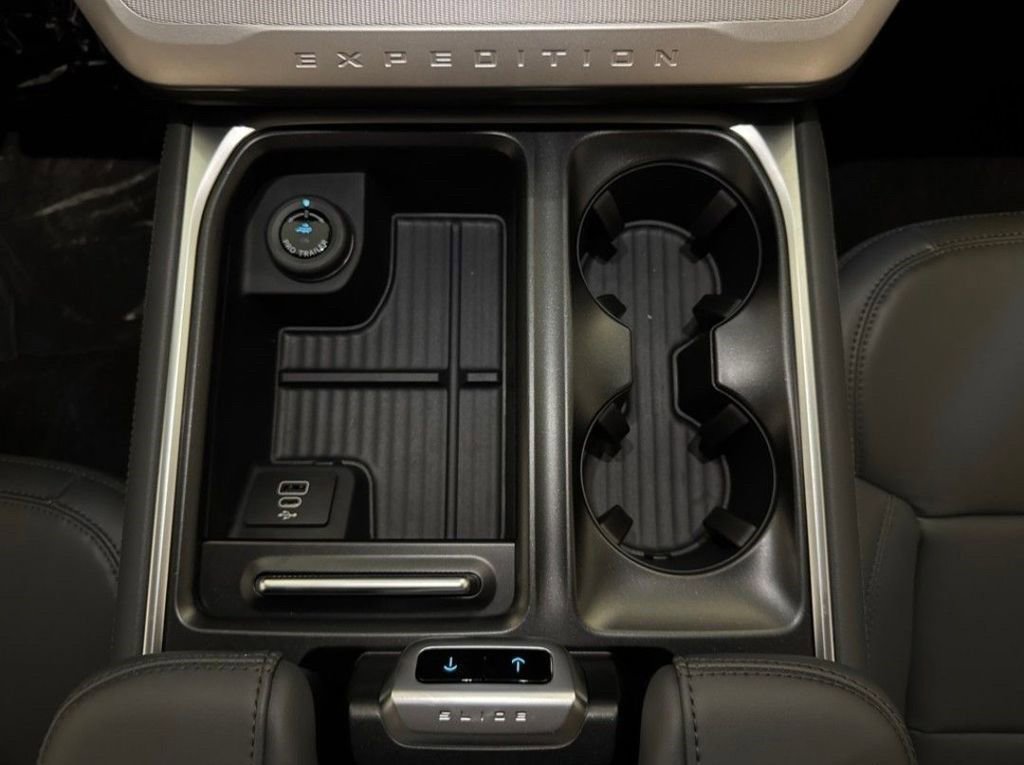 New 2026 Ford Expedition Max Active image 31