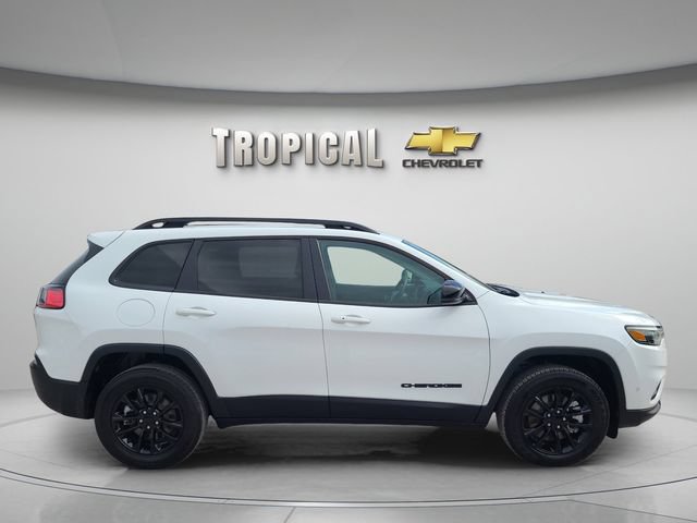 Used 2023 Jeep Cherokee Altitude Lux AWD/4WD image 6