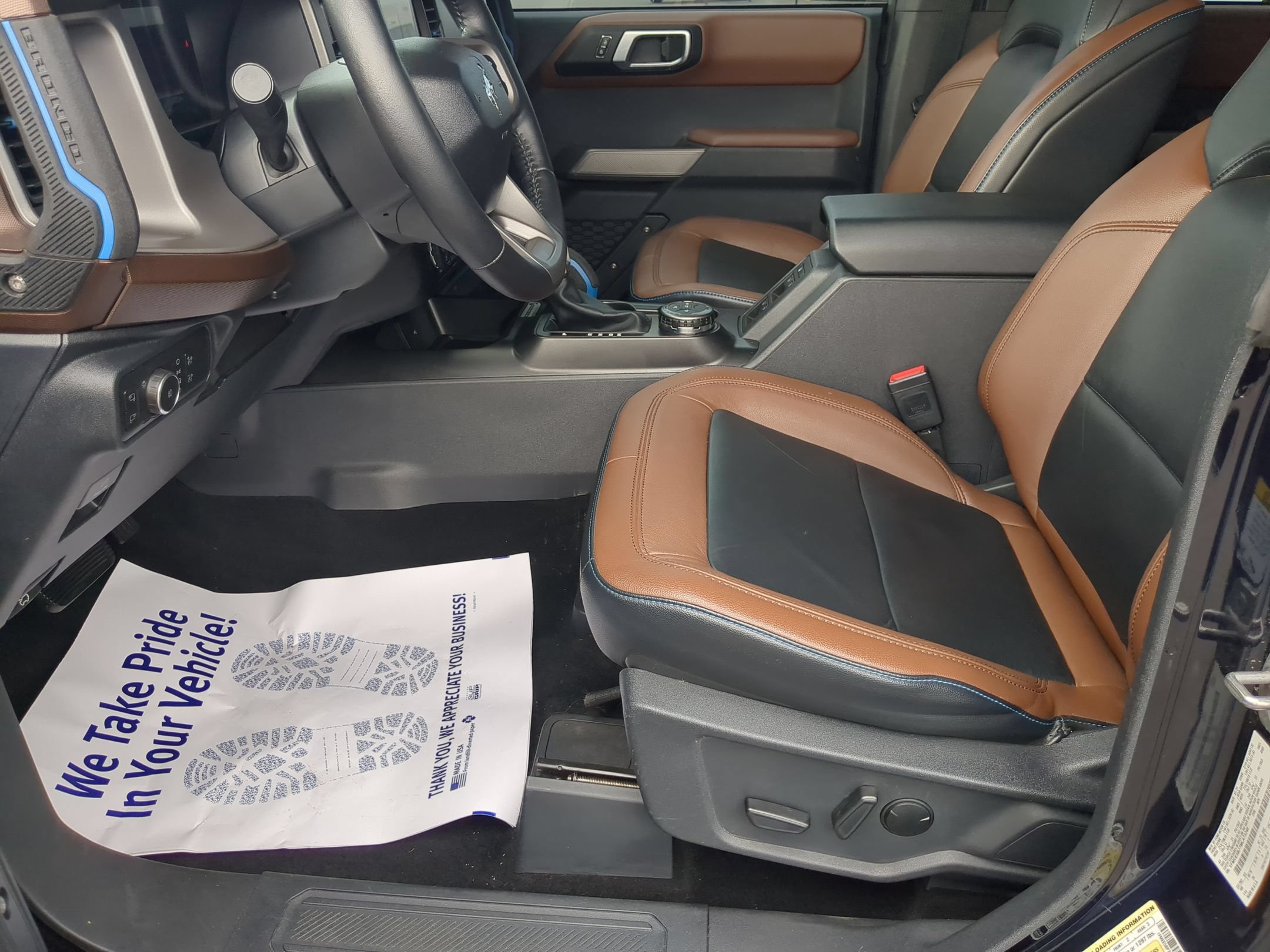 Used 2021 Ford Bronco Outer Banks AWD/4WD image 17
