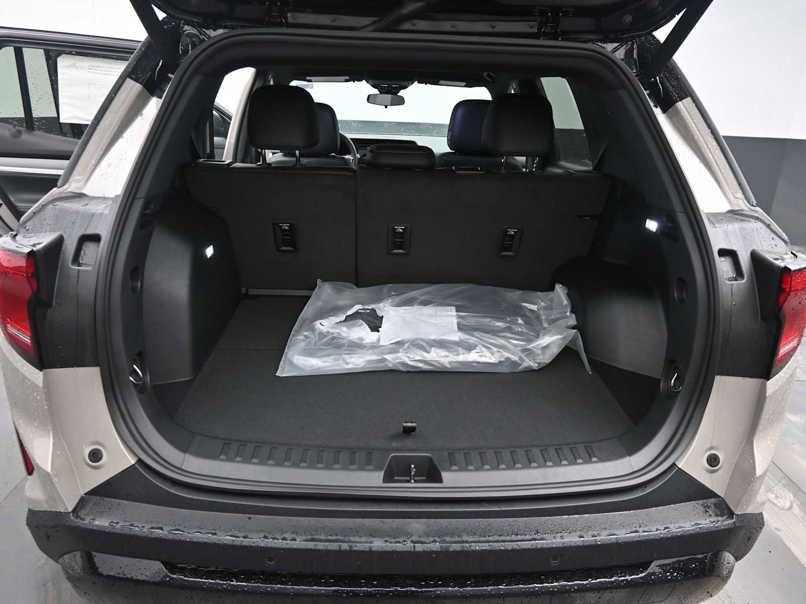 New 2026 GMC Terrain Elevation w/ Elevation Premium Package image 13