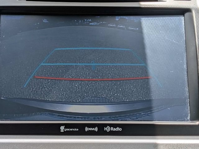 Used 2019 Toyota Highlander XLE FWD image 25