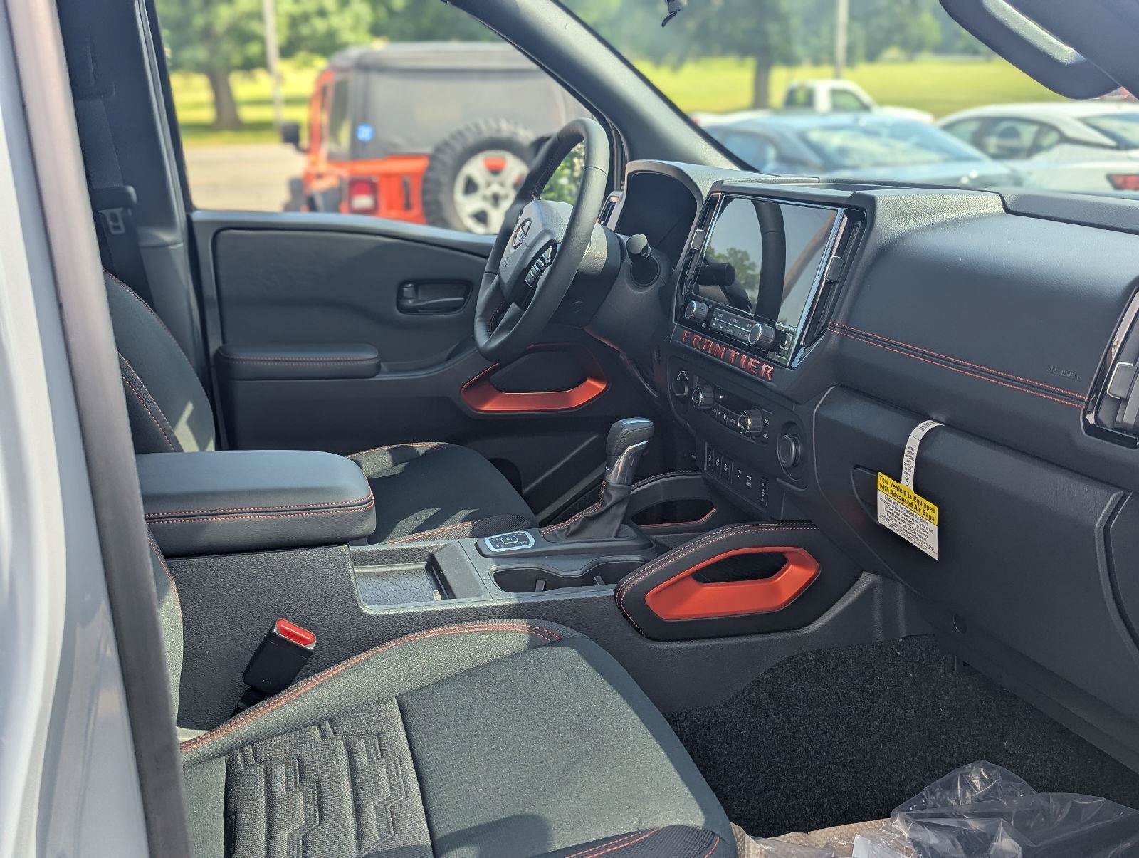 New 2026 Nissan Frontier PRO-4X w/ Tow Package AWD/4WD image 16