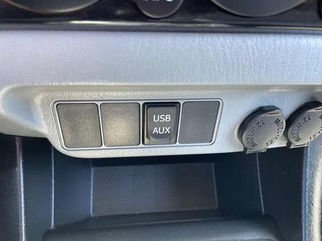 Used 2015 Toyota Tacoma PreRunner w/ TRD Sport Package RWD image 32