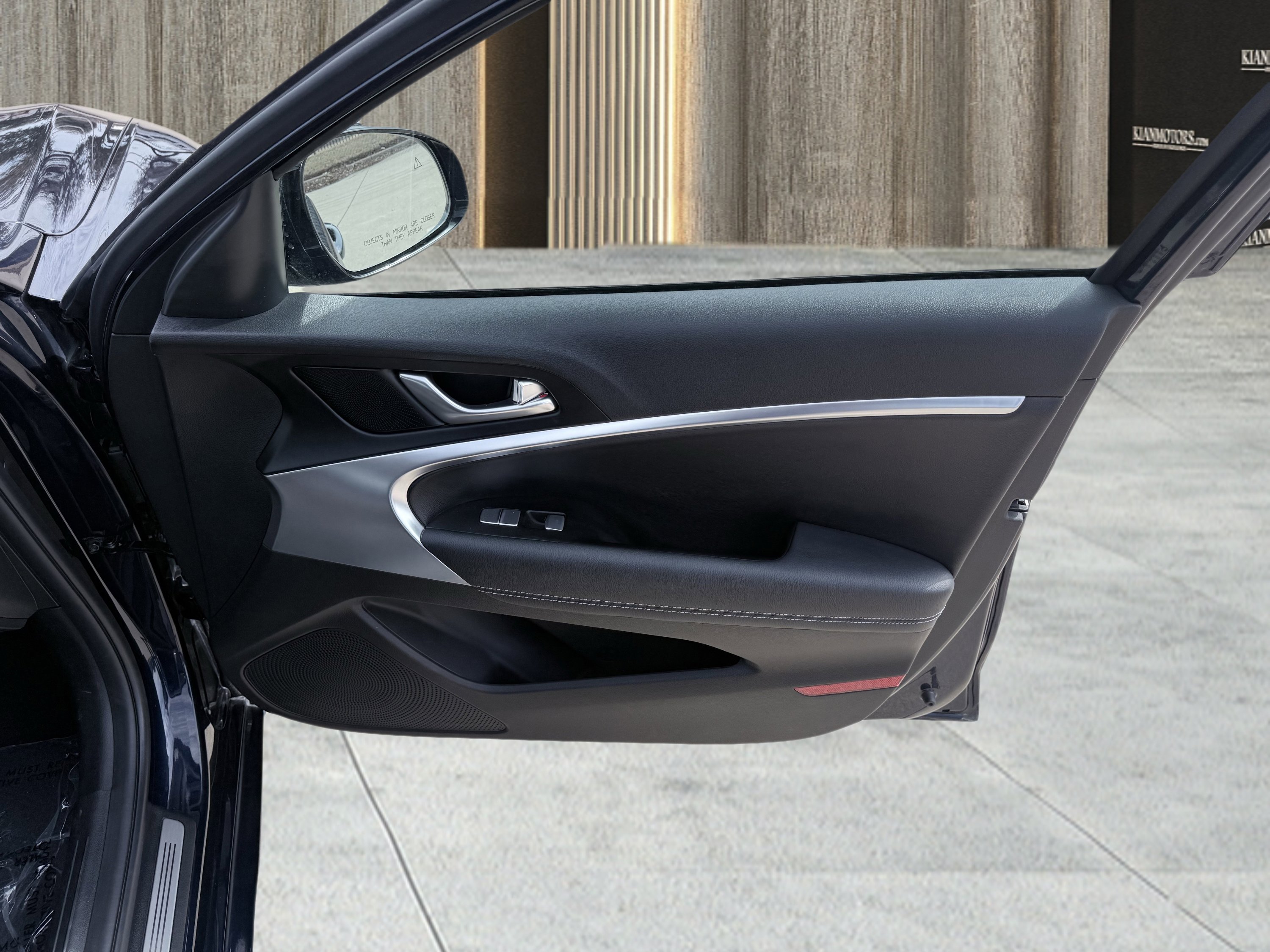 Used 2026 Genesis G70 2.5T image 41