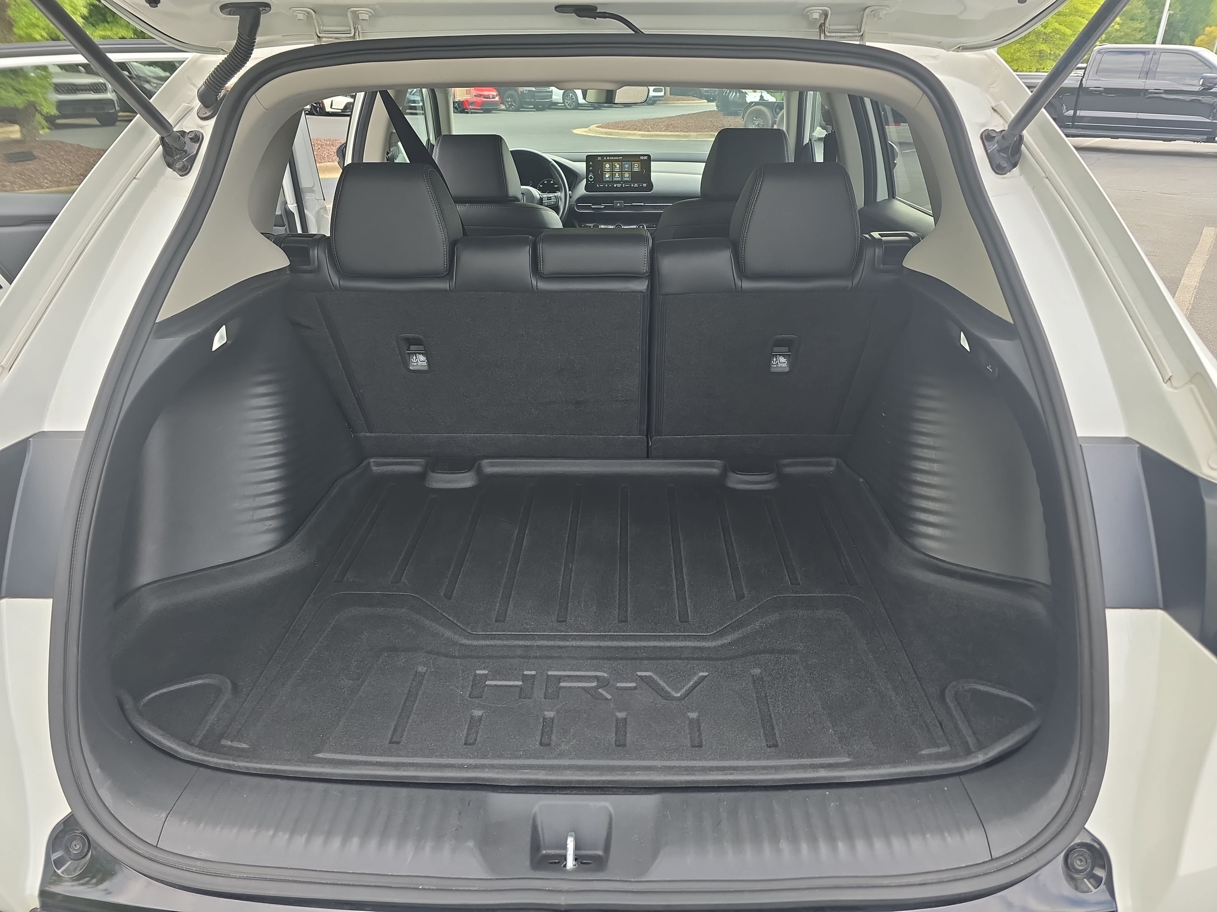 Certified 2024 Honda HR-V EX-L image 12