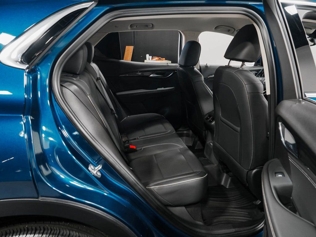 Used 2023 Buick Envision Essence image 33
