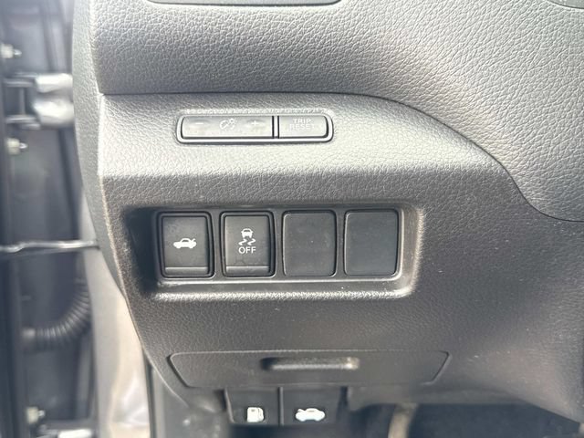 Used 2018 Nissan Altima 2.5 SV FWD image 25