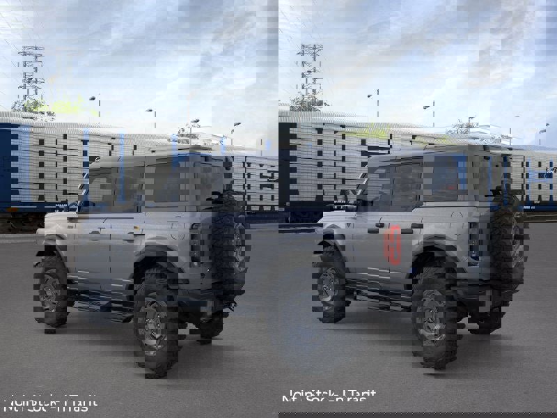 New 2025 Ford Bronco Badlands image 4