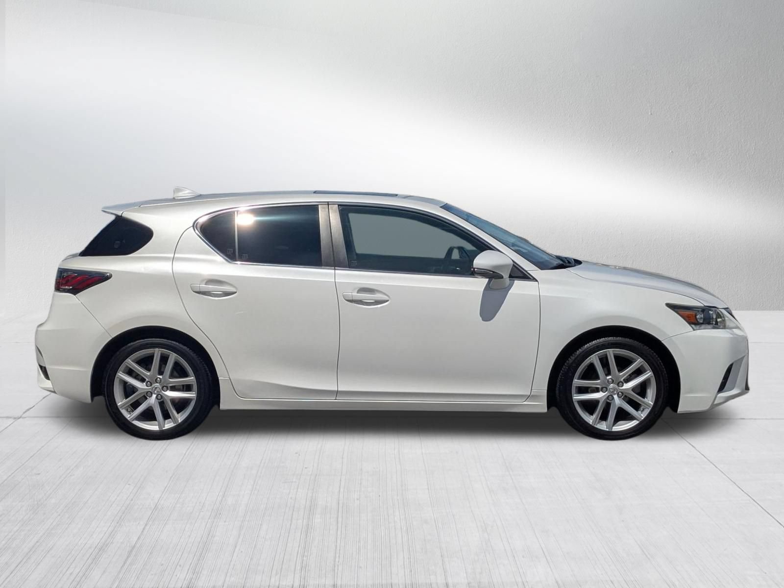 Used 2014 Lexus CT 200h FWD image 6