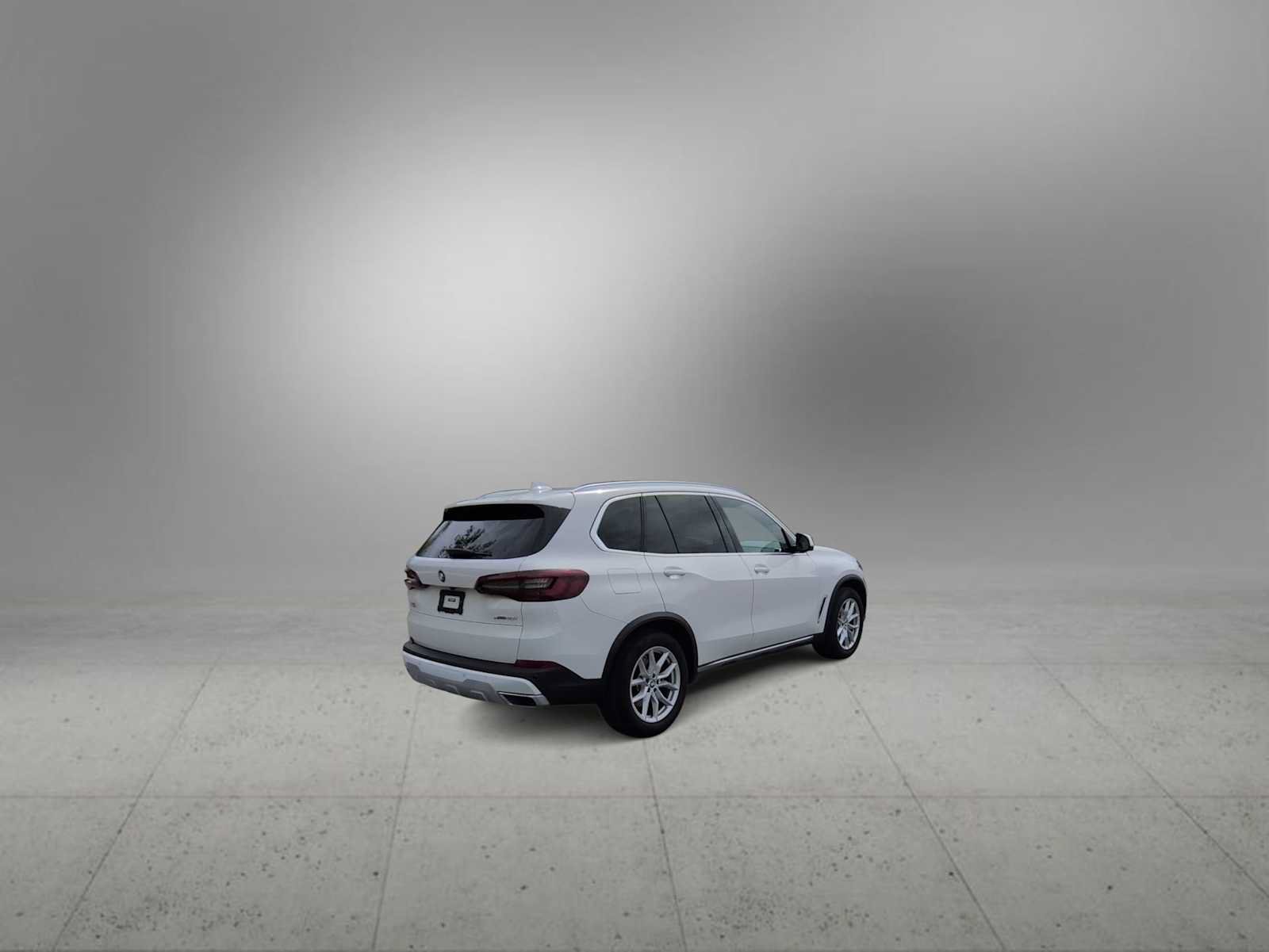 Used 2022 BMW X5 sDrive40i w/ Parking Assistance Package RWD image 8