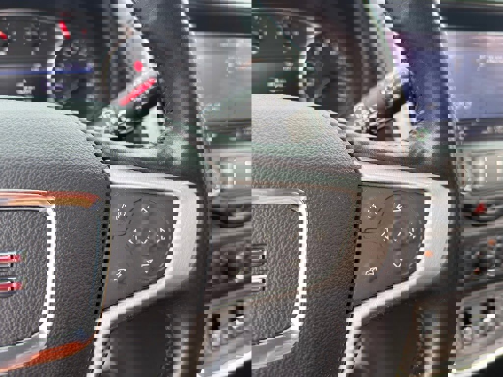 Used 2019 GMC Terrain SLT w/ Preferred Package image 16