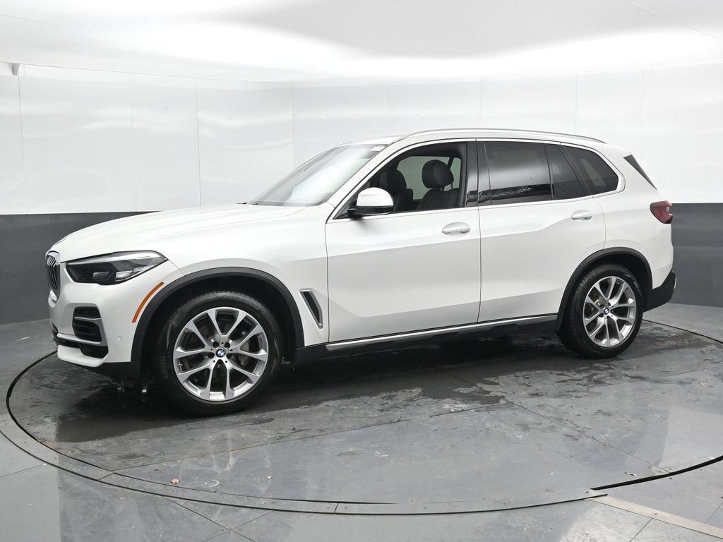 Used 2023 BMW X5 xDrive40i w/ Premium Package AWD/4WD image 9