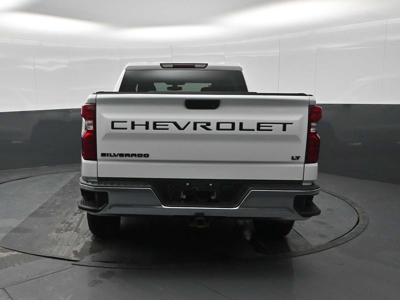 Used 2021 Chevrolet Silverado 1500 LT w/ Bed Protection Package AWD/4WD image 8