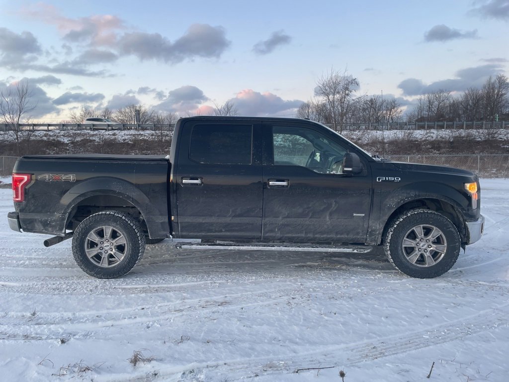Used 2015 Ford F150 XLT w/ Equipment Group 302A Luxury image 4