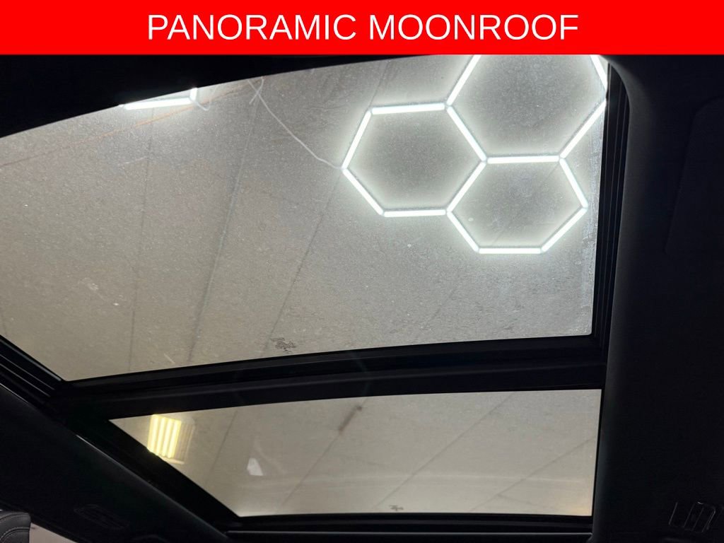 Certified 2023 Ford Expedition Platinum image 2