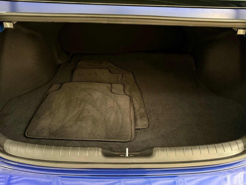 Certified 2025 Hyundai Elantra Sport image 27