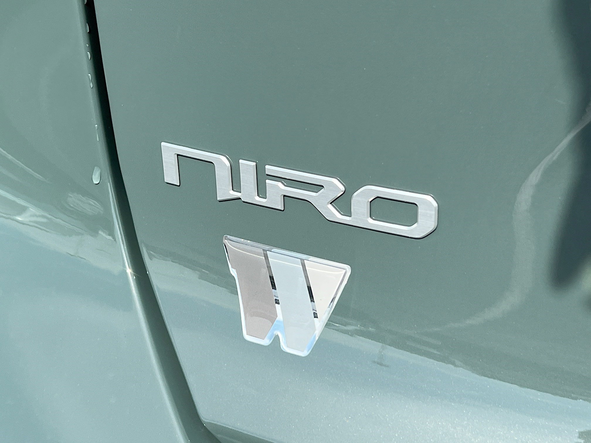 New 2025 Kia Niro EX Touring image 35