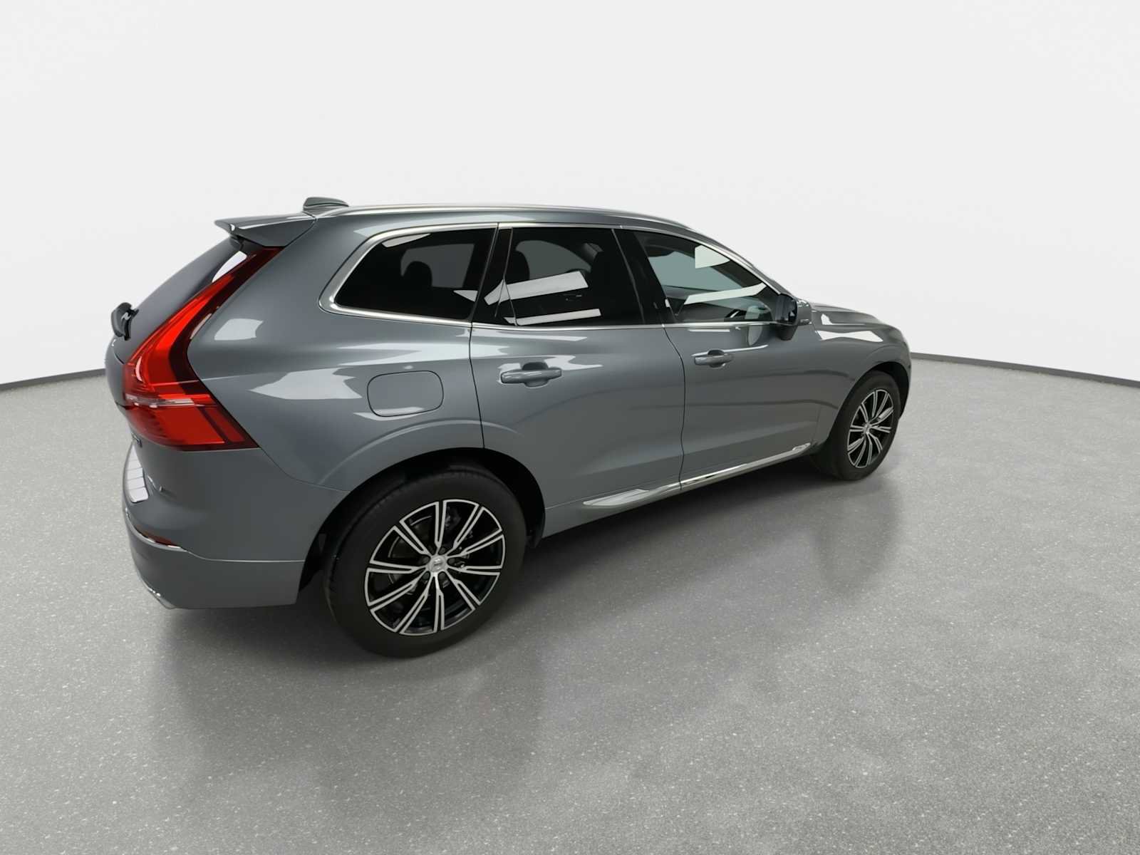 Used 2021 Volvo XC60 T5 Inscription w/ Climate Package image 9