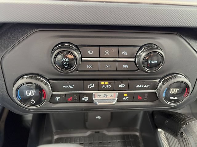 Used 2024 Ford Bronco Raptor w/ Interior Carbon Fiber Pack 6 AWD/4WD image 19