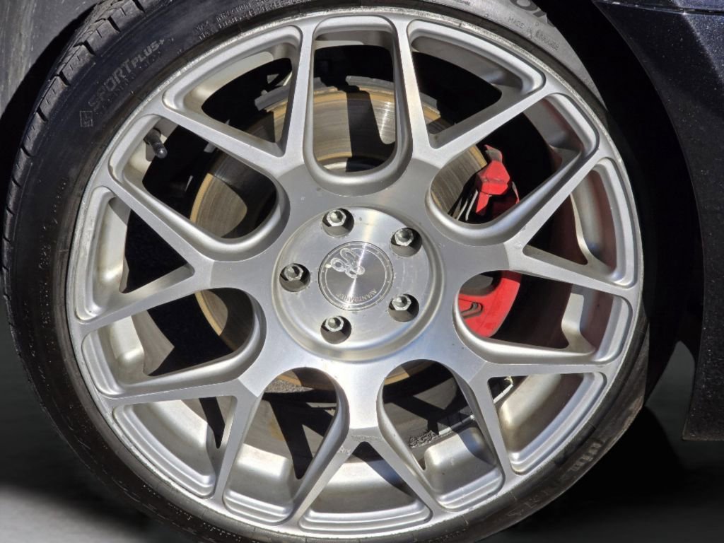 Used 2011 Volkswagen GTI 4-Door image 17