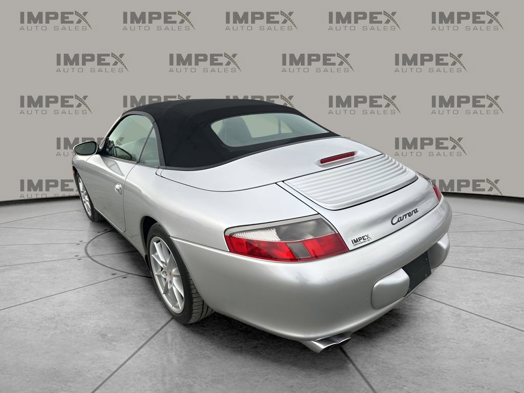 Used 2004 Porsche 911 Carrera image 3