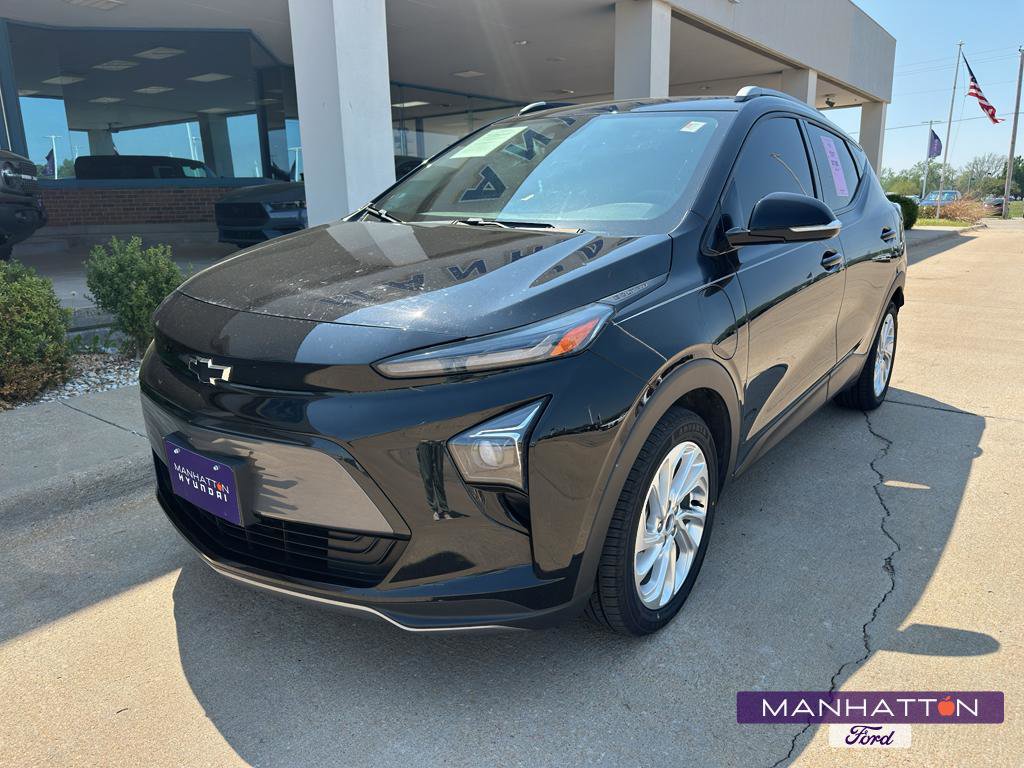 Used 2023 Chevrolet Bolt EUV LT w/ Driver Confidence Package FWD image 1