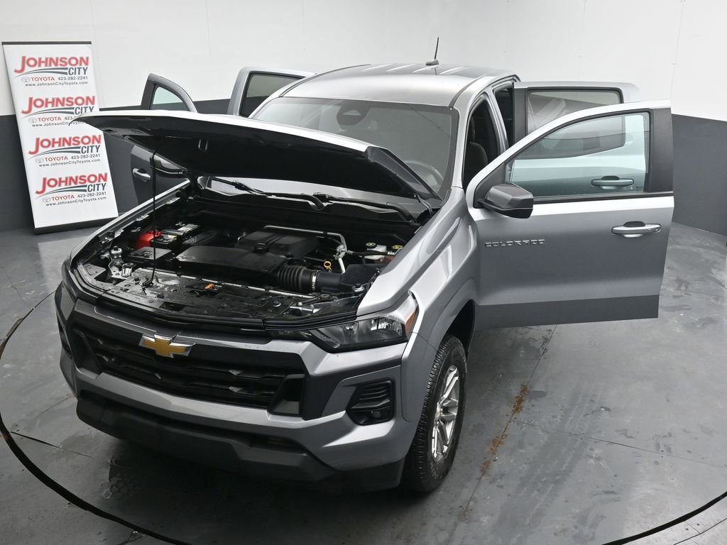 Used 2023 Chevrolet Colorado LT w/ LT Convenience Package II AWD/4WD image 40