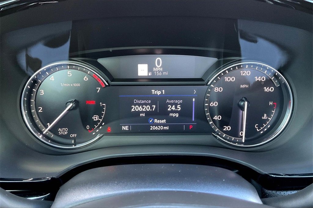 Used 2022 Cadillac XT5 Premium Luxury w/ LPO, Floor Liner Package image 15