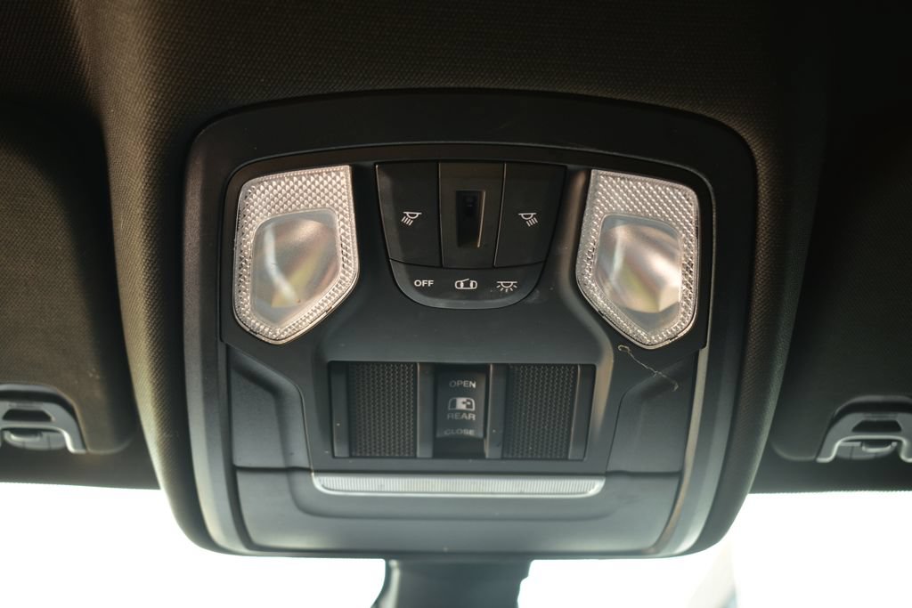 Used 2022 RAM 1500 Big Horn AWD/4WD image 42