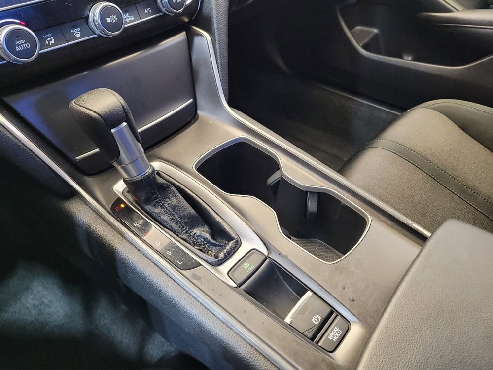 Used 2020 Honda Accord EX image 26
