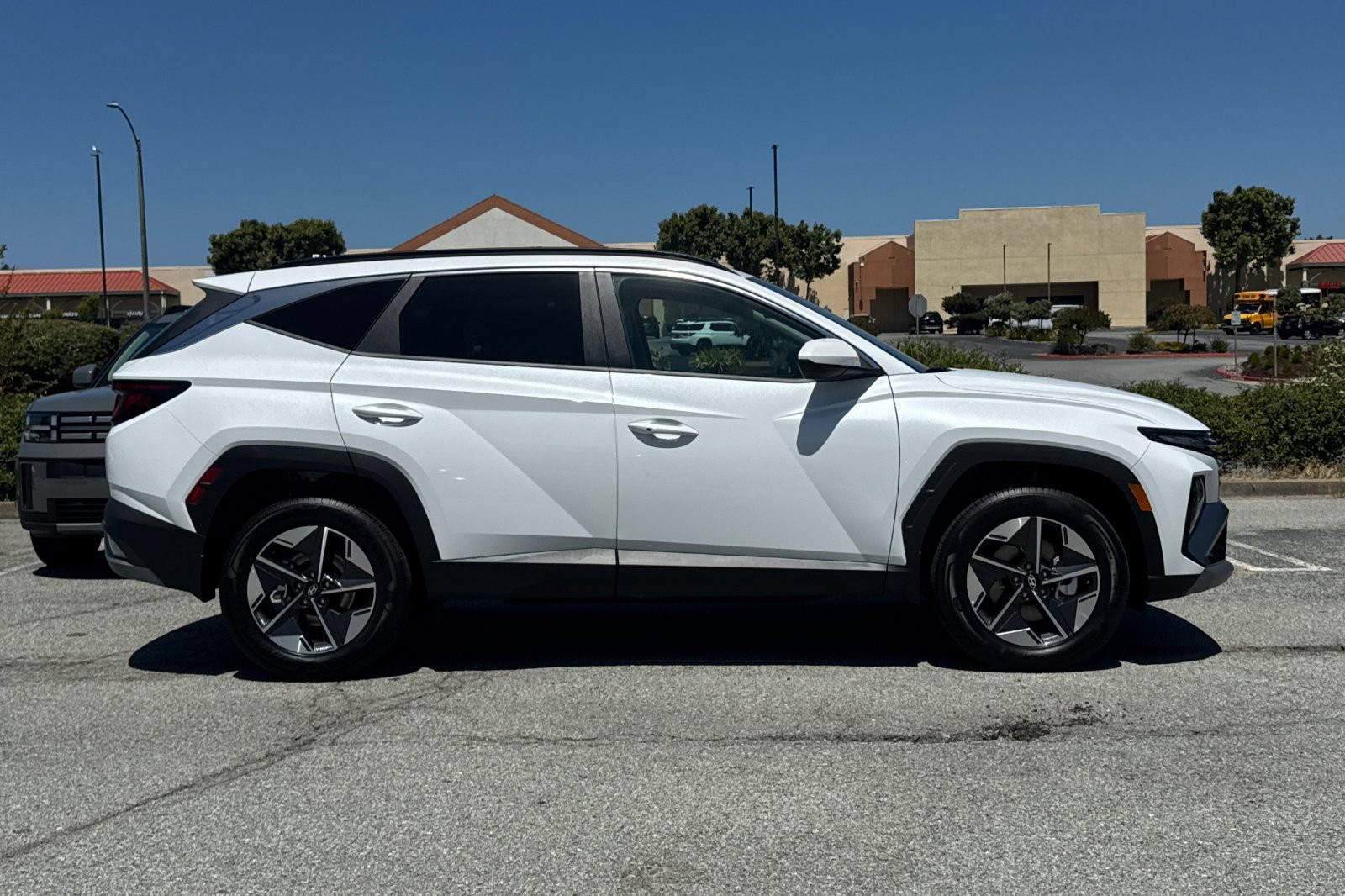 New 2026 Hyundai Tucson SEL AWD/4WD image 3