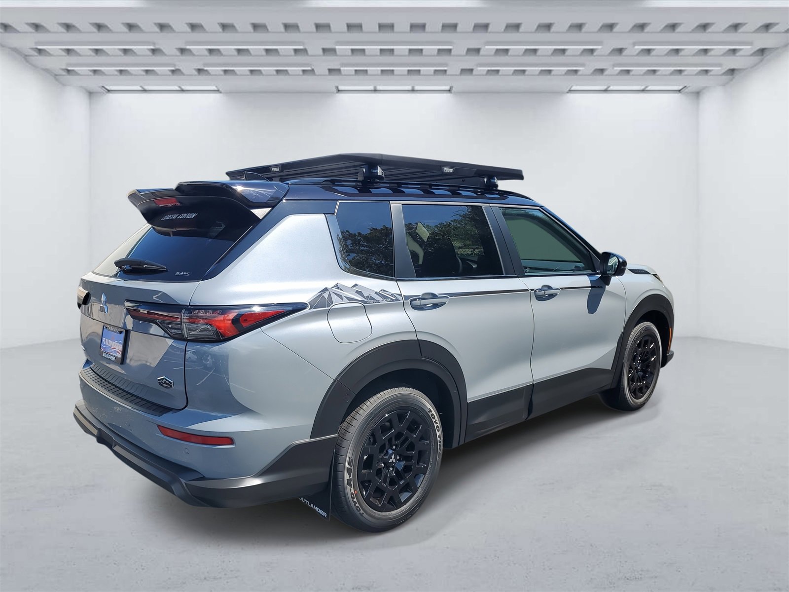 New 2025 Mitsubishi Outlander AWD image 4