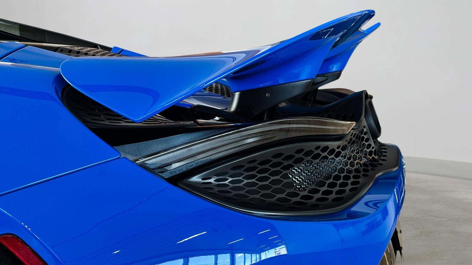 New 2027 McLaren 750S Spider RWD image 41