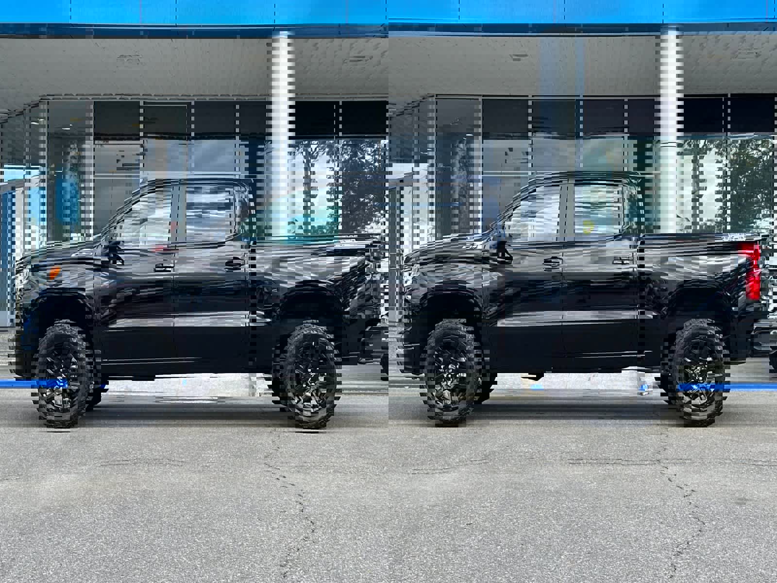 New 2026 Chevrolet Silverado 1500 LT Trail Boss w/ Protection Package image 2