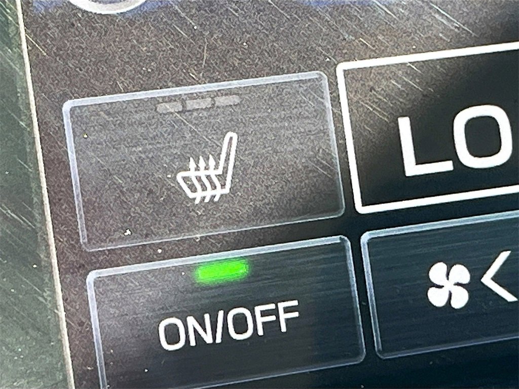 Used 2024 Subaru Legacy Limited image 21