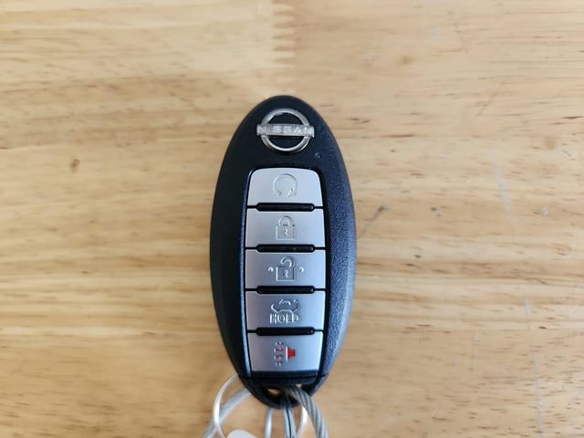 Used 2024 Nissan Altima 2.5 SV FWD image 9