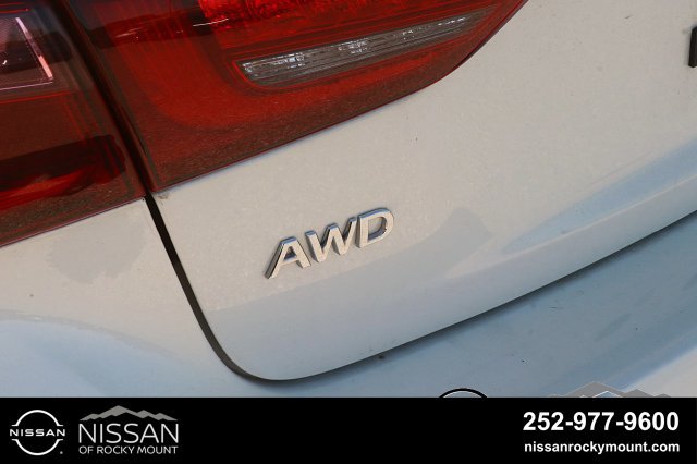 Used 2023 INFINITI Q50 Luxe w/ Cargo Package AWD/4WD image 8