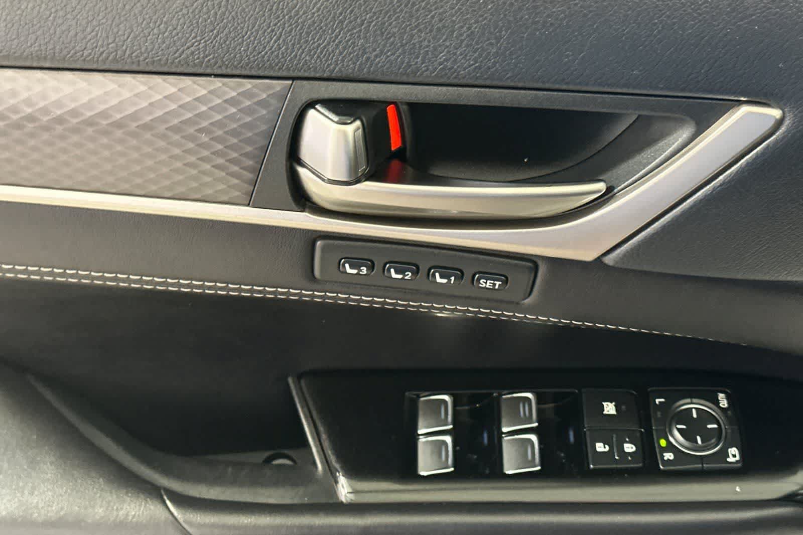 Used 2018 Lexus GS 350 F Sport RWD image 13