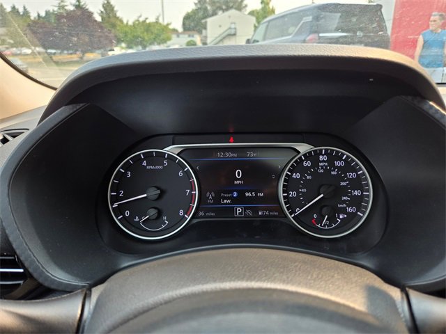 New 2025 Nissan Sentra SR w/ SR Premium Package image 17