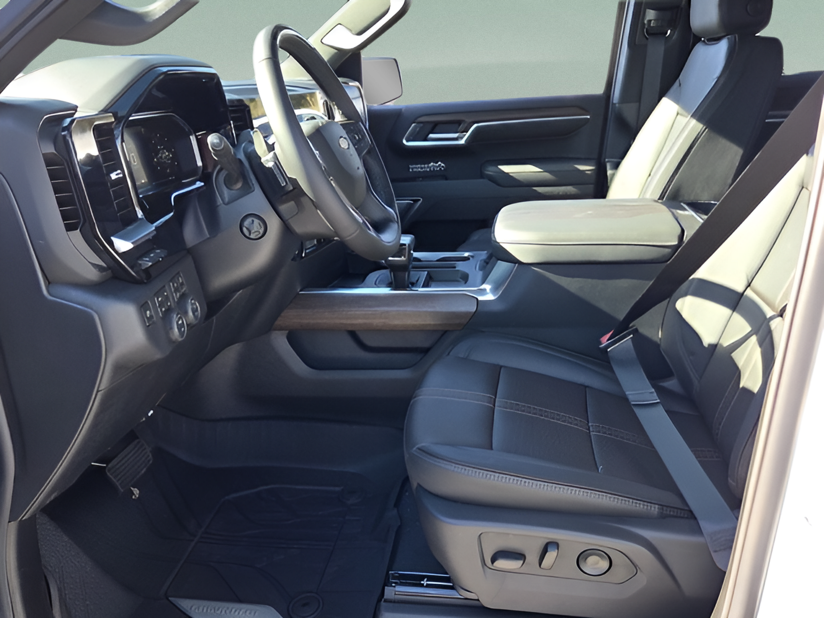 New 2026 Chevrolet Silverado 1500 High Country w/ Technology Package AWD/4WD image 9
